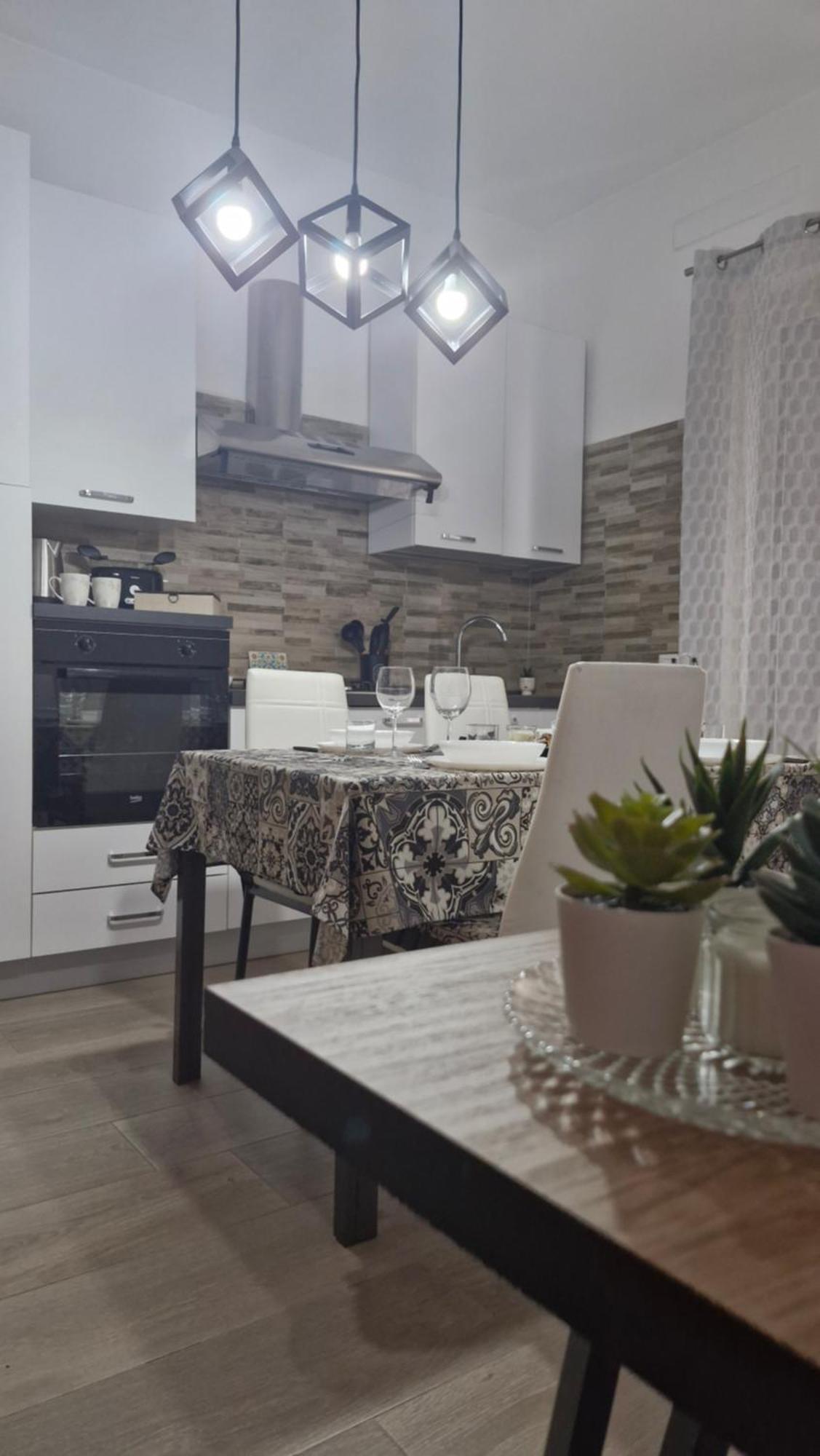 ג'יארה Casa Vacanze Sul Corso מראה חיצוני תמונה